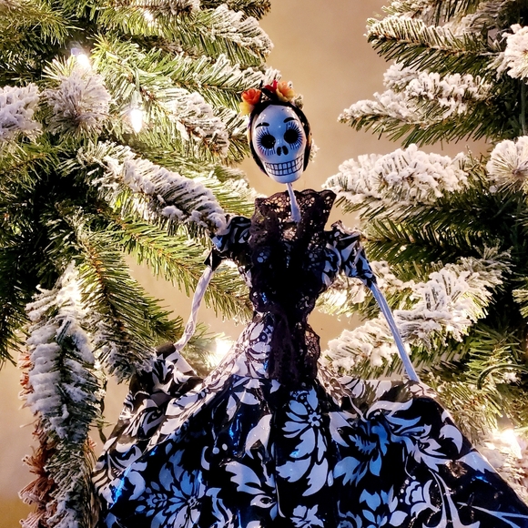 Meet your Posher, Beverly - Picture 4 of 16